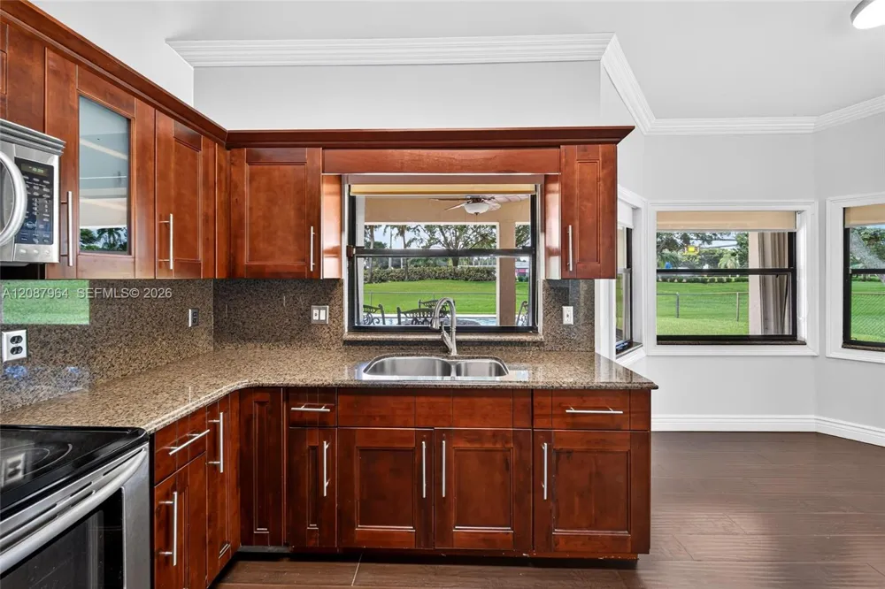 19960 NW 2nd St Pembroke Pines, FL 33029