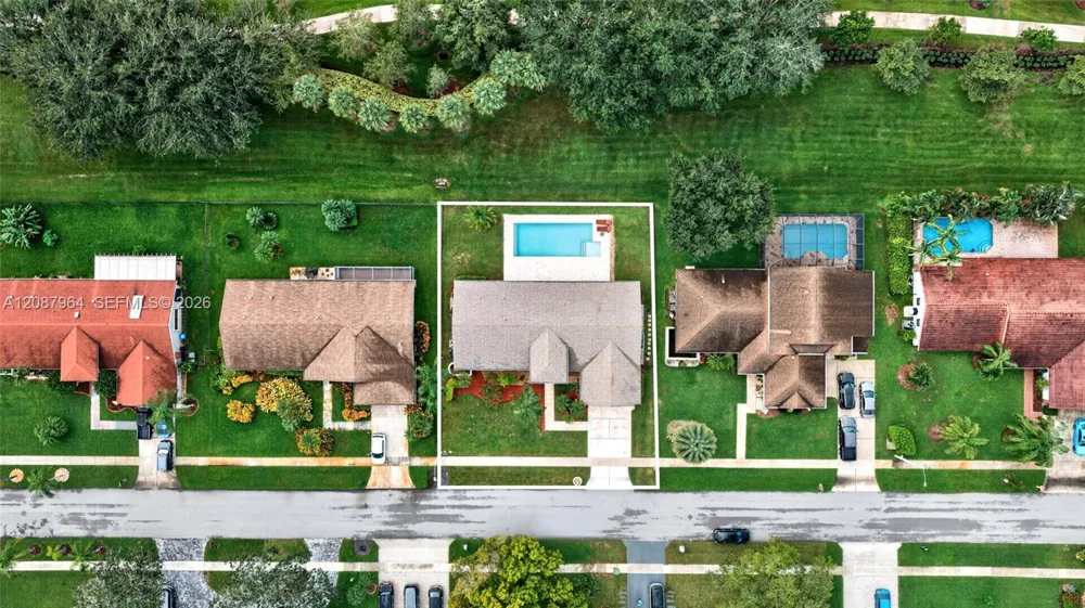19960 NW 2nd St Pembroke Pines, FL 33029