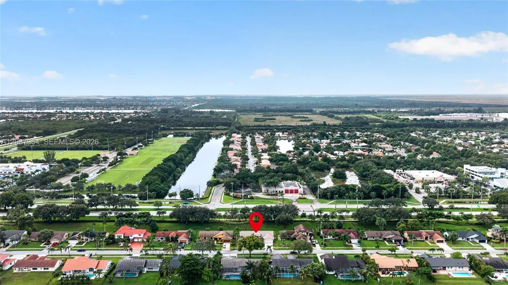 19960 NW 2nd St Pembroke Pines, FL 33029
