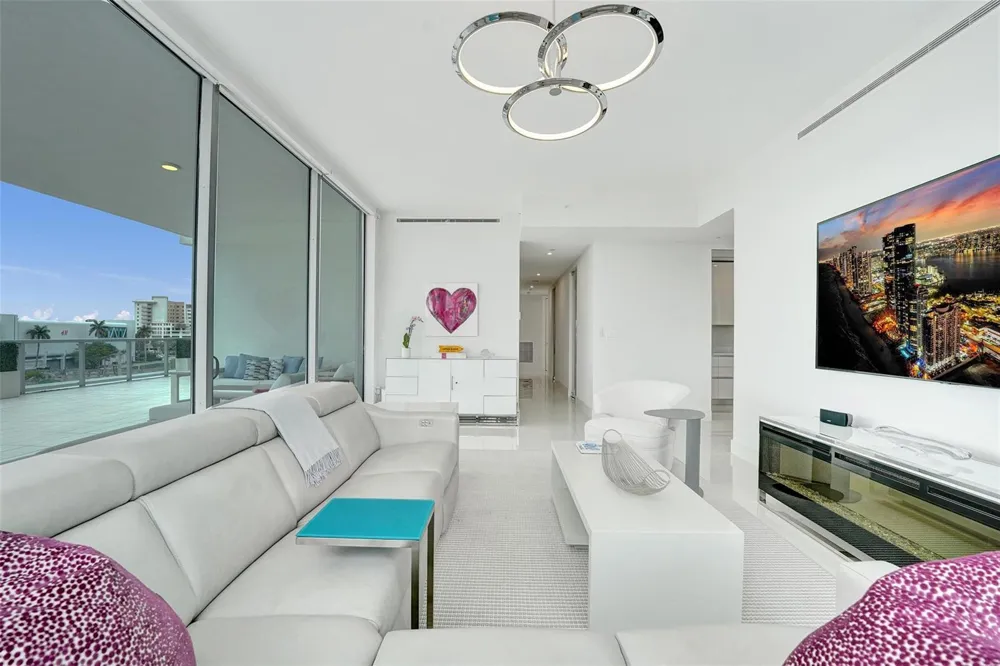 920 Intracoastal Drive #503 Fort Lauderdale, FL 33304
