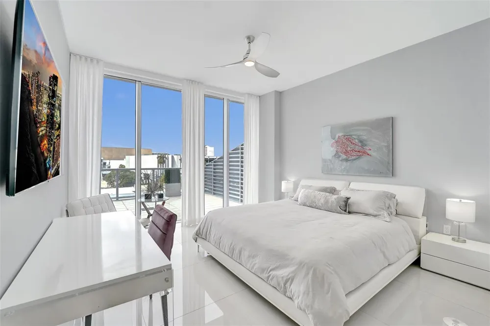 920 Intracoastal Drive #503 Fort Lauderdale, FL 33304