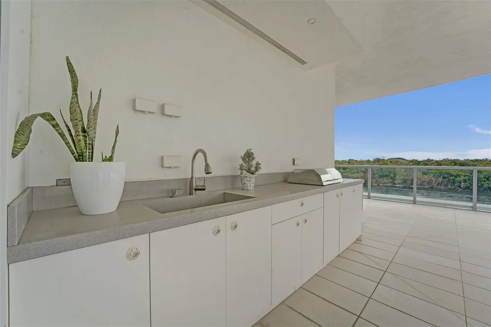 920 Intracoastal Drive #503 Fort Lauderdale, FL 33304
