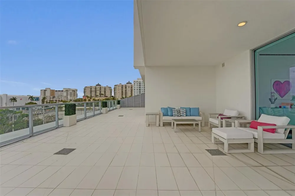 920 Intracoastal Drive #503 Fort Lauderdale, FL 33304
