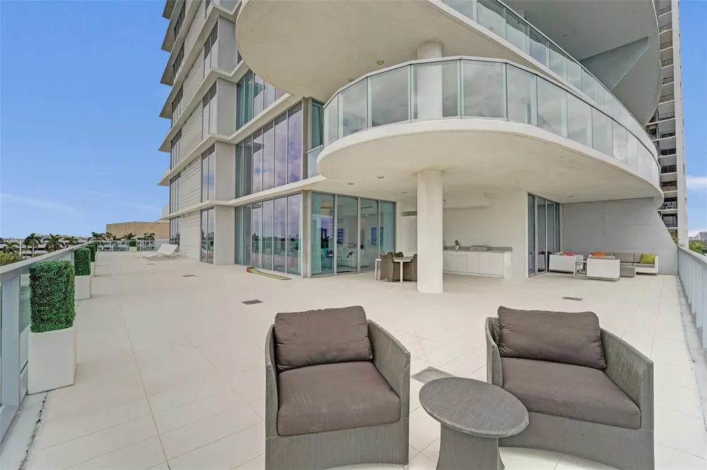 920 Intracoastal Drive #503 Fort Lauderdale, FL 33304