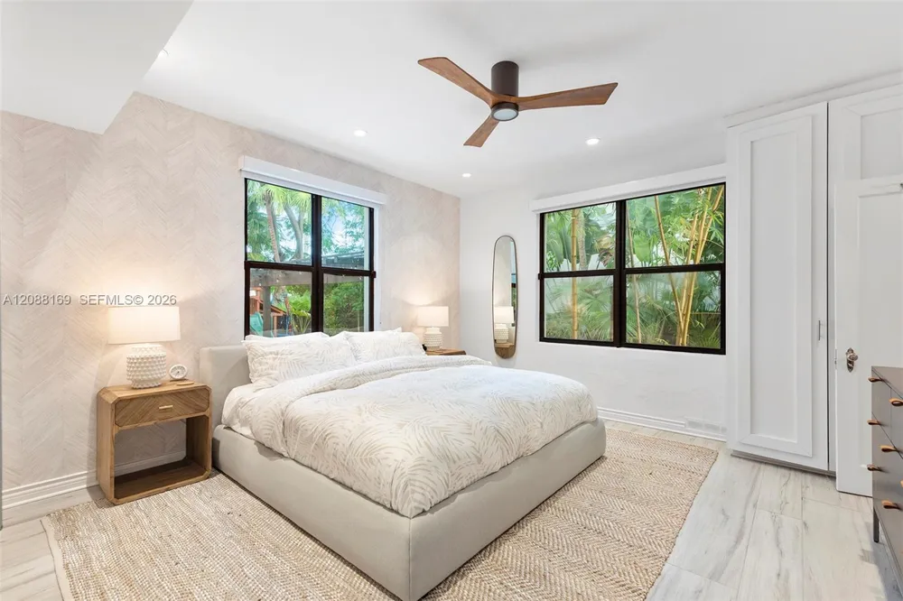 Address Not Shown Miami Beach, FL 33140