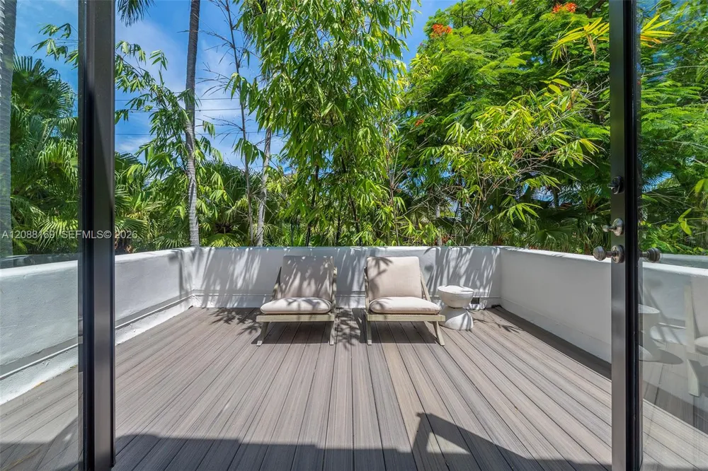 Address Not Shown Miami Beach, FL 33140