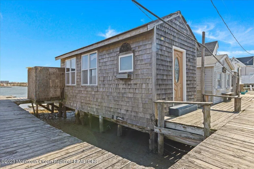 37 S Boardwalk Cape May Court House, NJ 08210