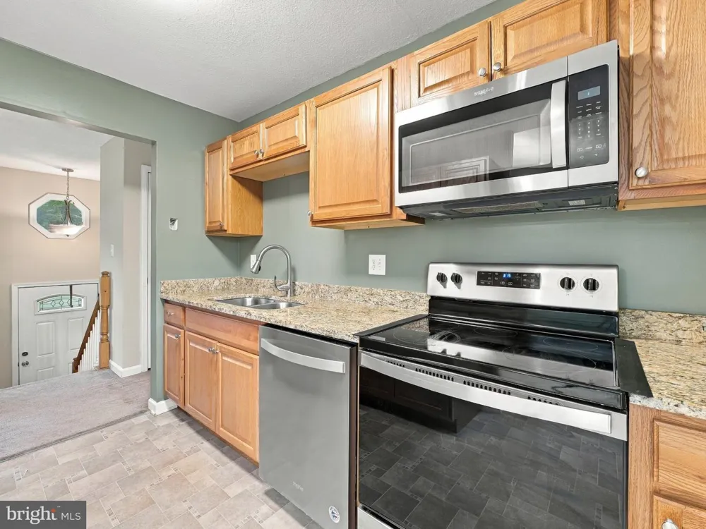 9 BLOSSOM TERRACE Berkeley Springs, WV 25411