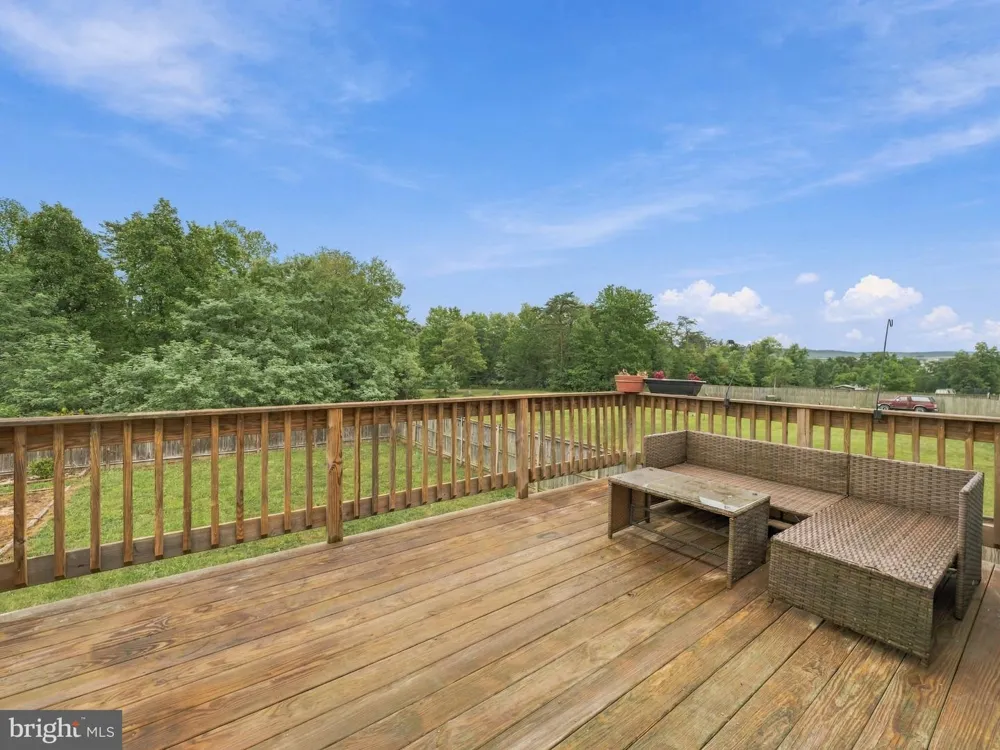 9 BLOSSOM TERRACE Berkeley Springs, WV 25411