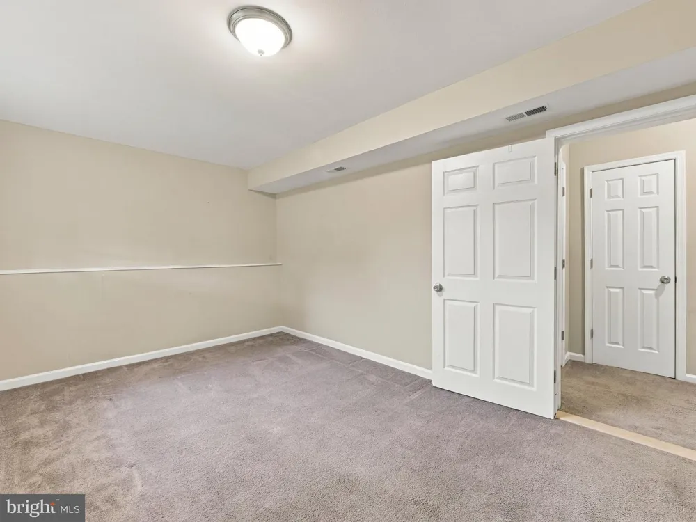 9 BLOSSOM TERRACE Berkeley Springs, WV 25411