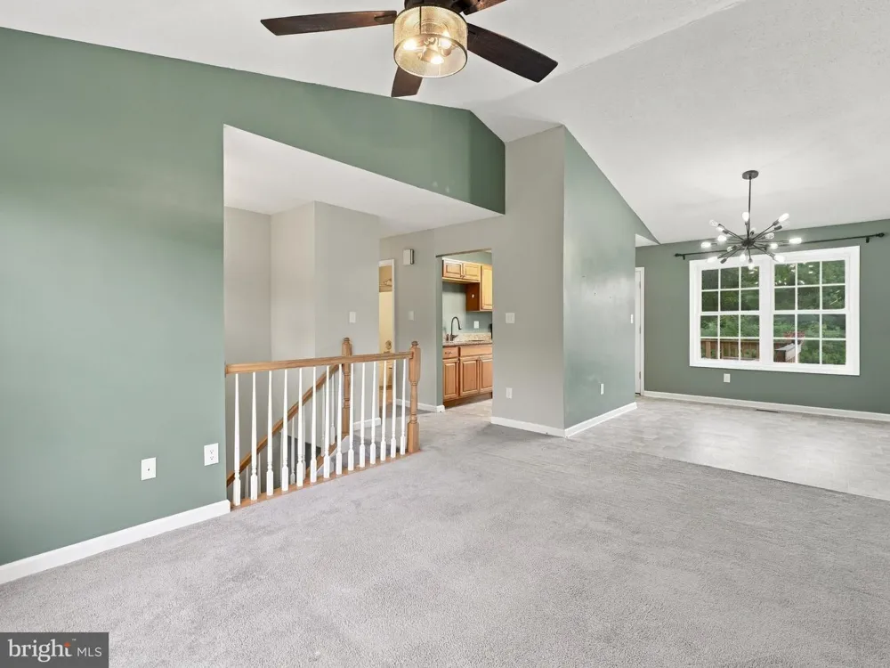 9 BLOSSOM TERRACE Berkeley Springs, WV 25411