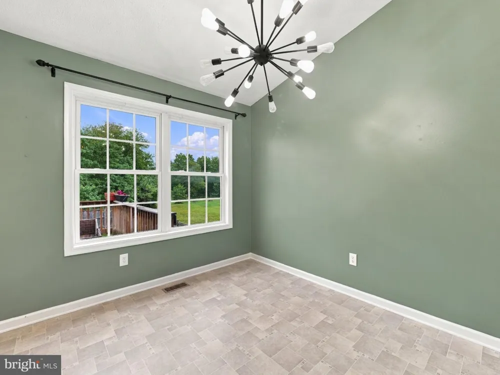 9 BLOSSOM TERRACE Berkeley Springs, WV 25411