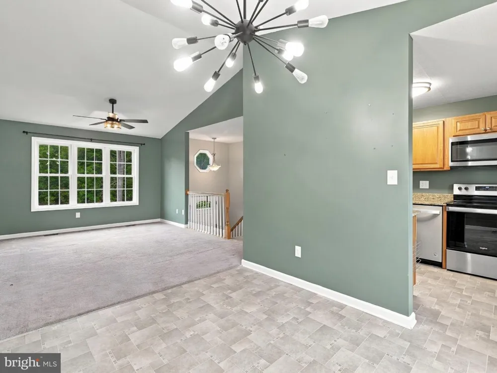 9 BLOSSOM TERRACE Berkeley Springs, WV 25411