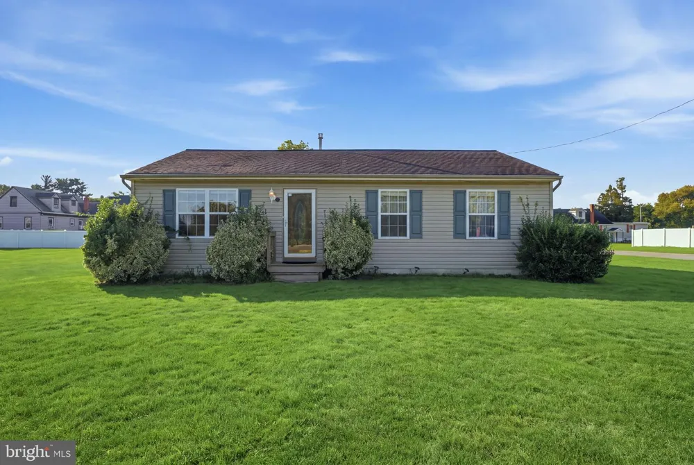 9 S NORMAN AVENUE Penns Grove, NJ 08069
