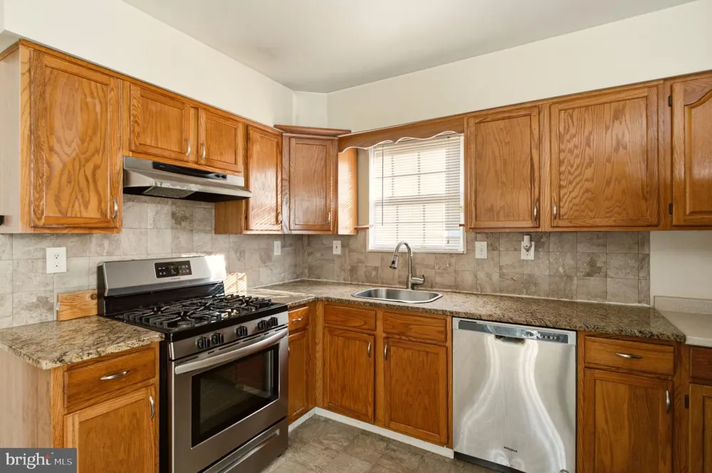 9 S NORMAN AVENUE Penns Grove, NJ 08069