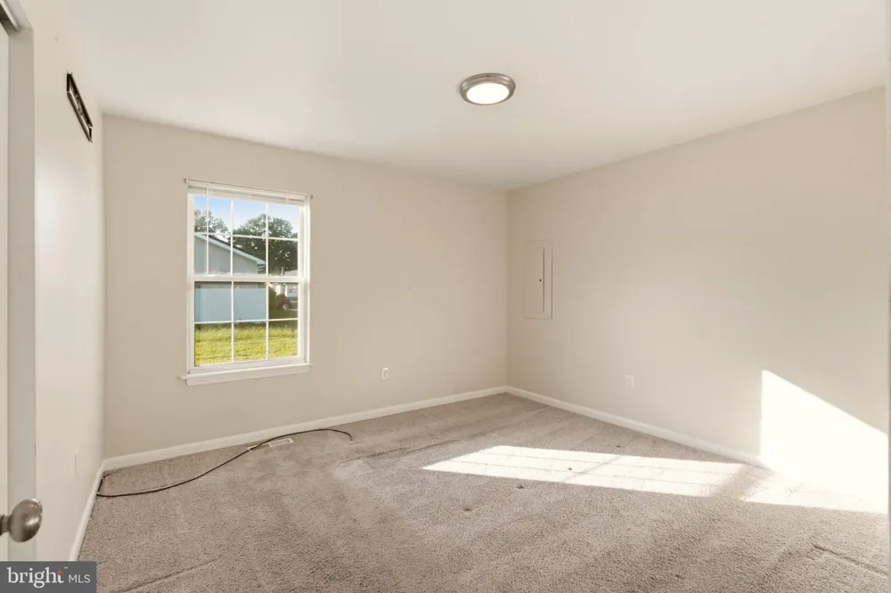 9 S NORMAN AVENUE Penns Grove, NJ 08069