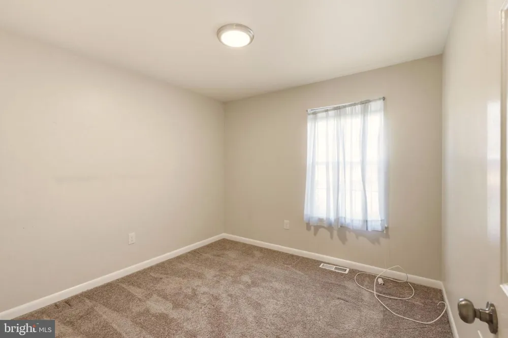 9 S NORMAN AVENUE Penns Grove, NJ 08069