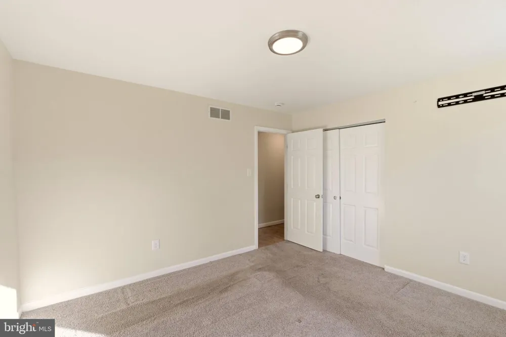 9 S NORMAN AVENUE Penns Grove, NJ 08069