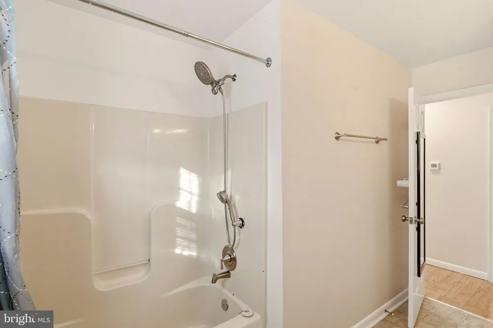 9 S NORMAN AVENUE Penns Grove, NJ 08069