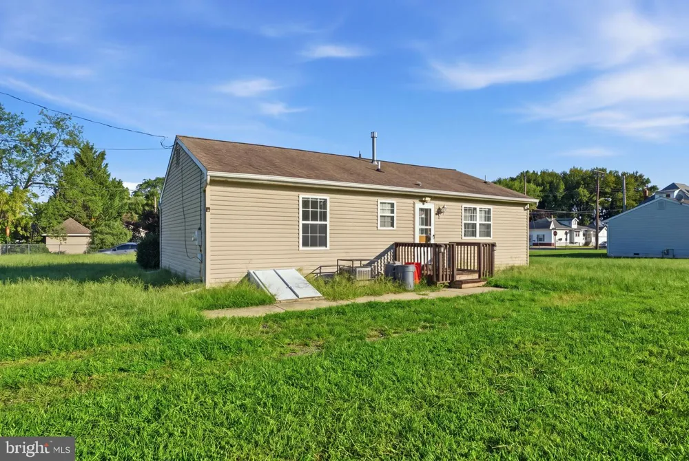 9 S NORMAN AVENUE Penns Grove, NJ 08069