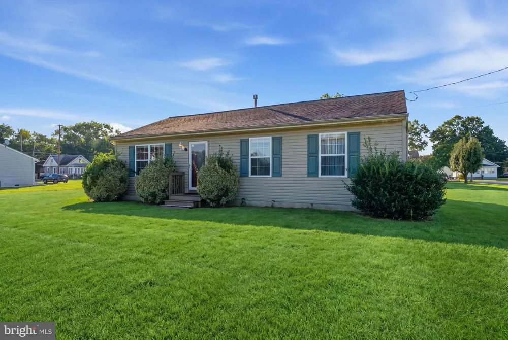 9 S NORMAN AVENUE Penns Grove, NJ 08069