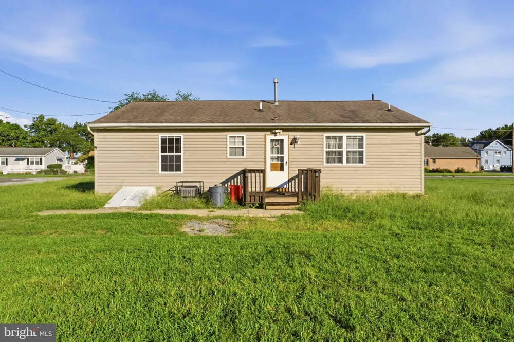 9 S NORMAN AVENUE Penns Grove, NJ 08069