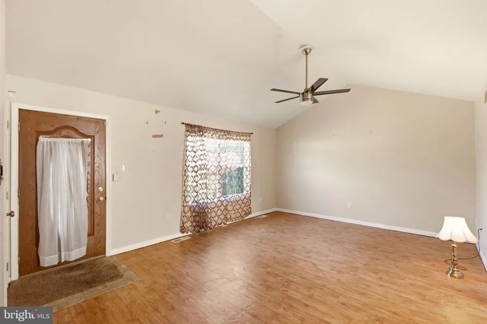 9 S NORMAN AVENUE Penns Grove, NJ 08069