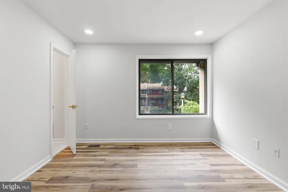 2292 WHITE CORNUS LANE Reston, VA 20191