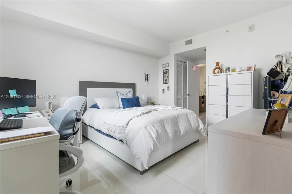 7875 NW 107th Ave #310 Doral, FL 33178