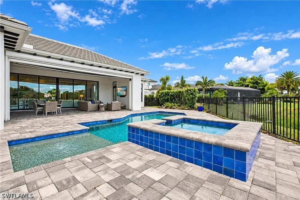 Montiano Drive Naples, FL 34113