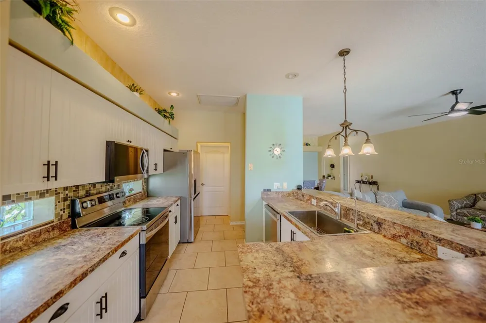 4722 78TH COURT E Bradenton, FL 34203