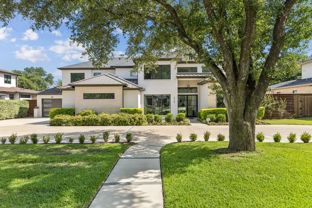 5960 Williamstown Road Dallas, TX 75230