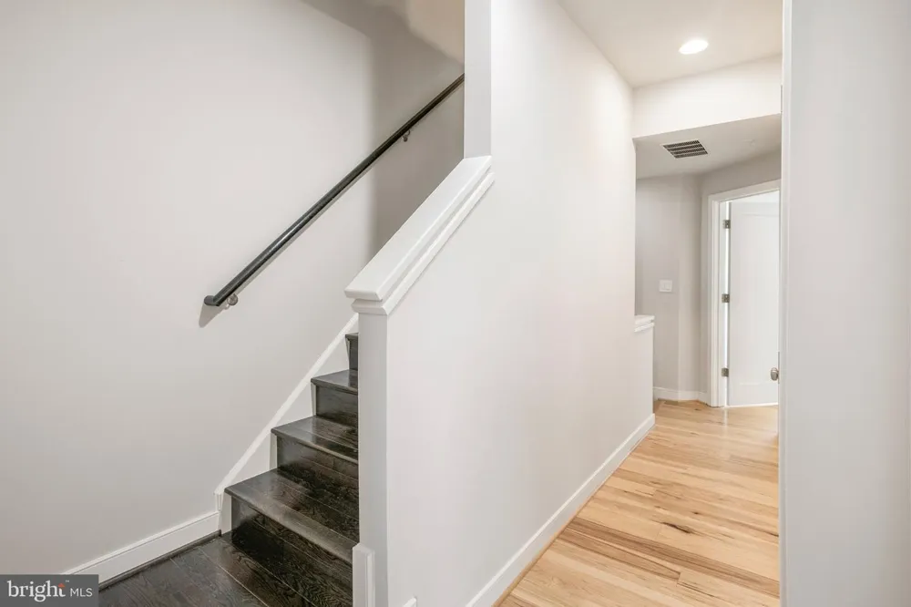 5632 46TH PLACE Hyattsville, MD 20781