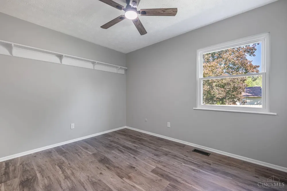 23 Pam Drive Franklin, OH 45005
