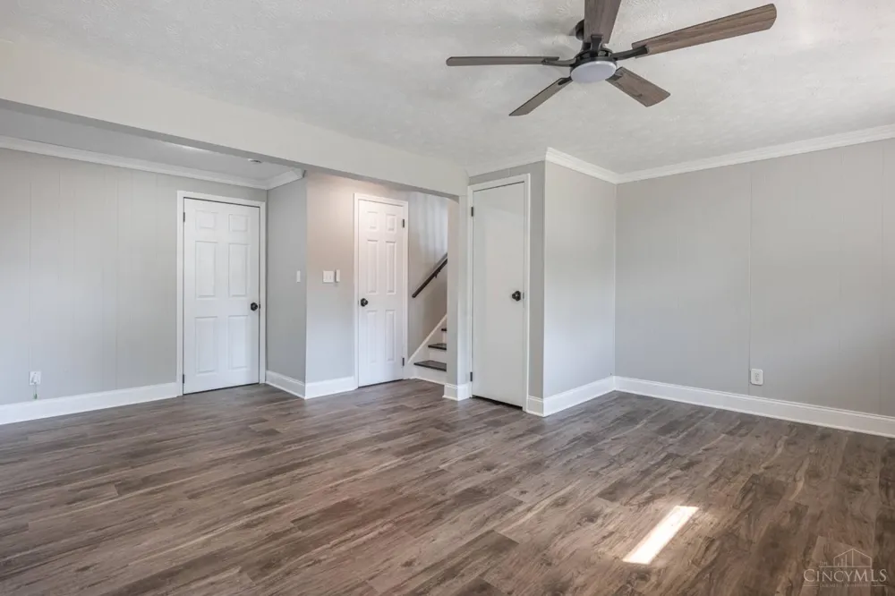 23 Pam Drive Franklin, OH 45005