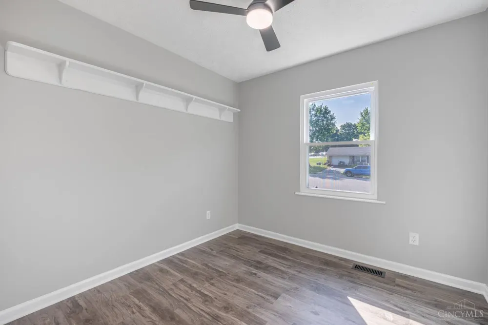 23 Pam Drive Franklin, OH 45005