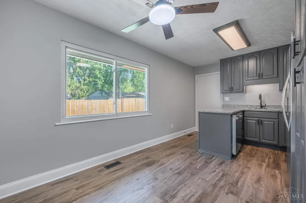 23 Pam Drive Franklin, OH 45005