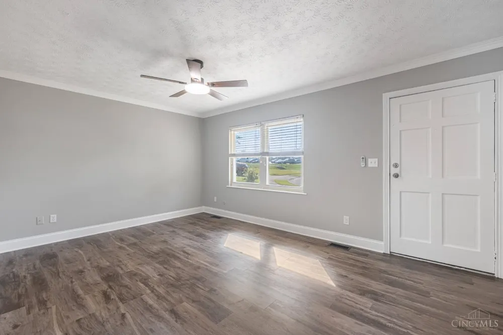 23 Pam Drive Franklin, OH 45005