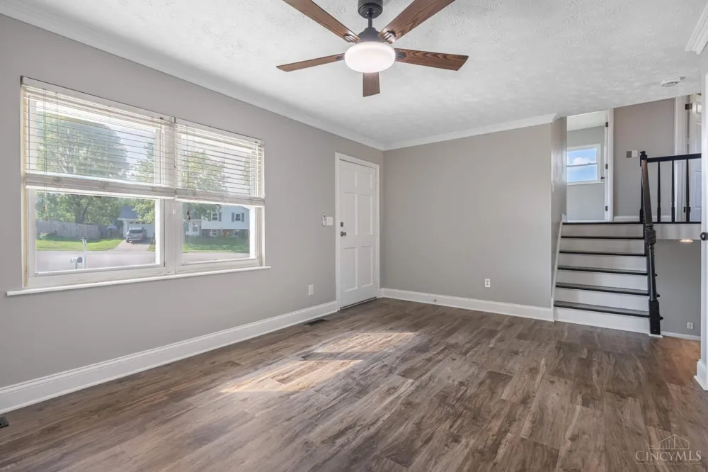 23 Pam Drive Franklin, OH 45005
