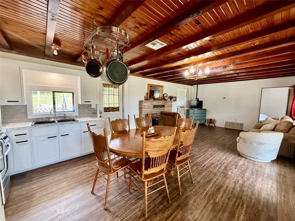 19442 W 929 Cookson, OK 74427