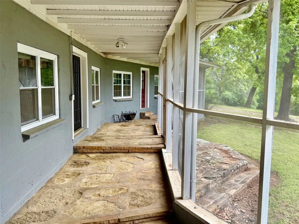 19442 W 929 Cookson, OK 74427