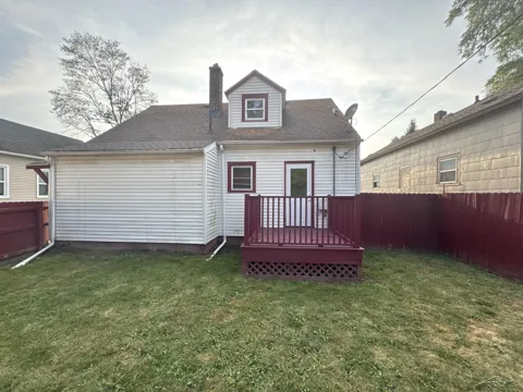 813 Fitzhugh Street