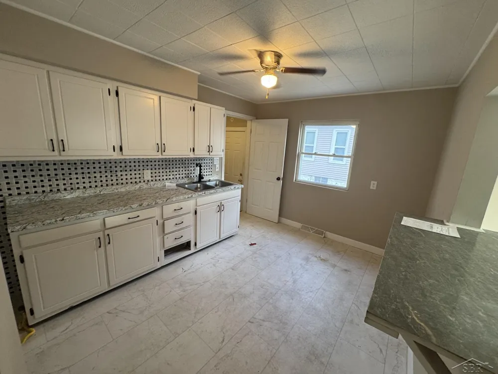 813 Fitzhugh Street Bay City City, MI 48708