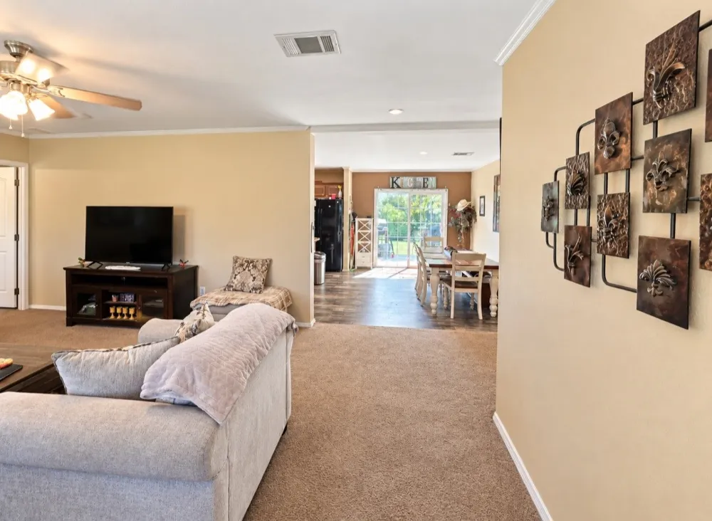 5789 Fm 811 Centerville, TX 75833