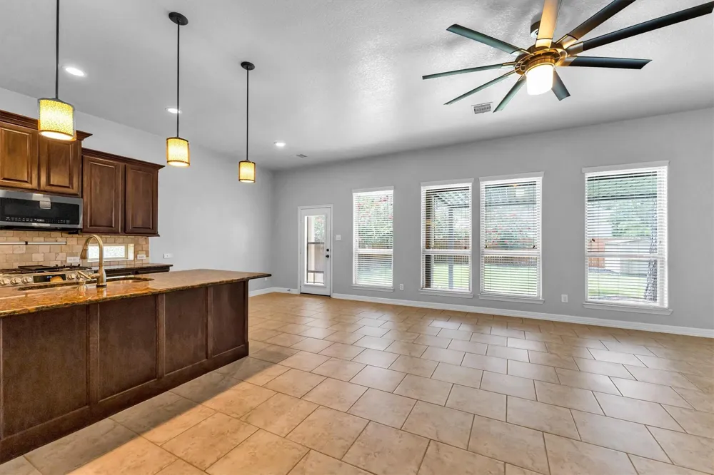 255 New Harmony Trail Spring, TX 77389