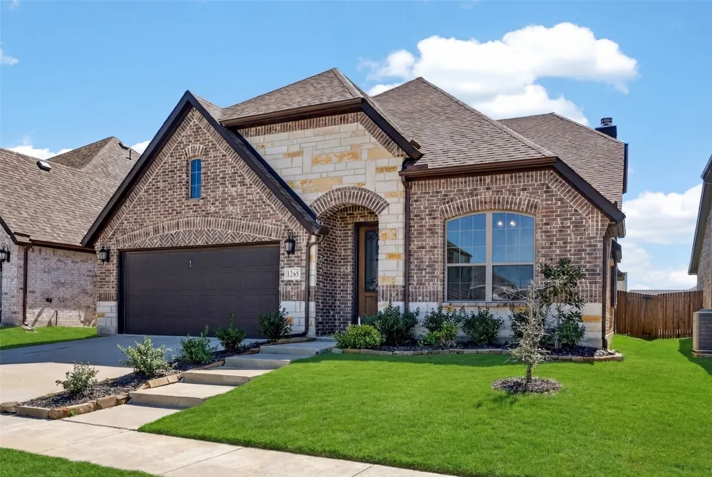 3245 Ribisl Lane Royse City, TX 75189