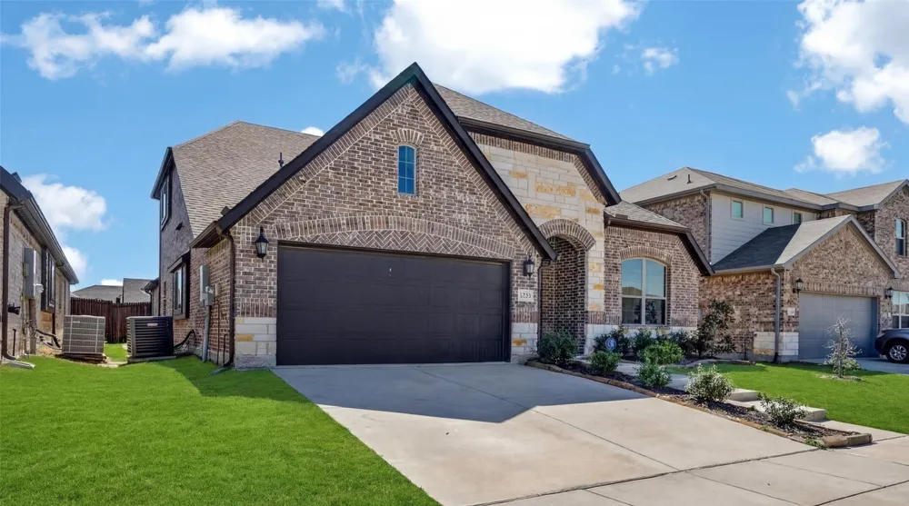3245 Ribisl Lane Royse City, TX 75189