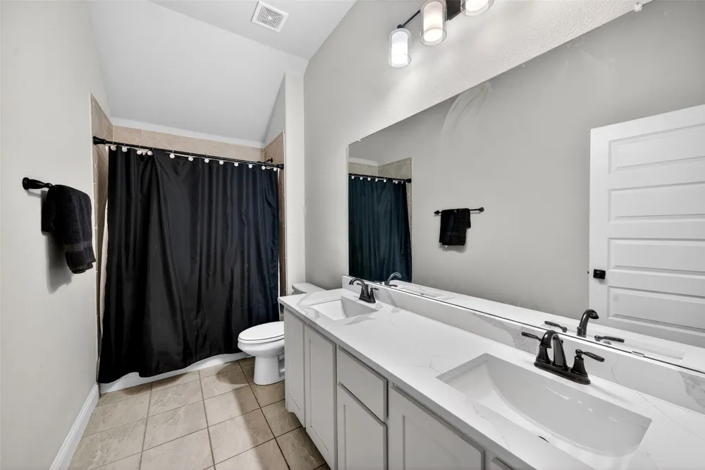 3245 Ribisl Lane Royse City, TX 75189