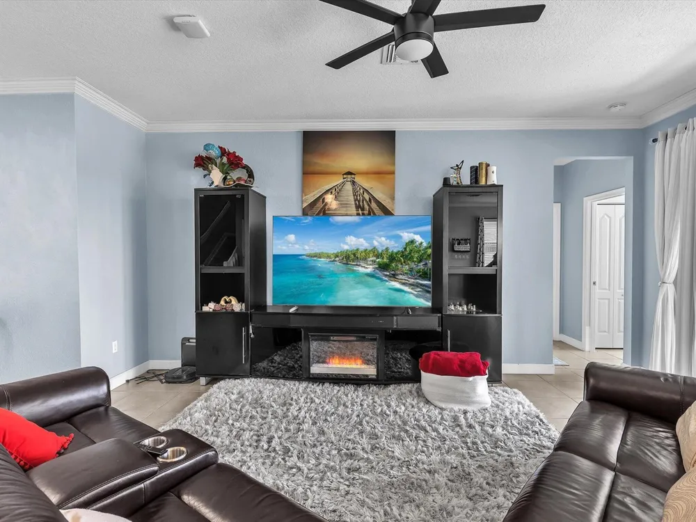7190 NW Farnsworth Circle Port St. Lucie, FL 34987