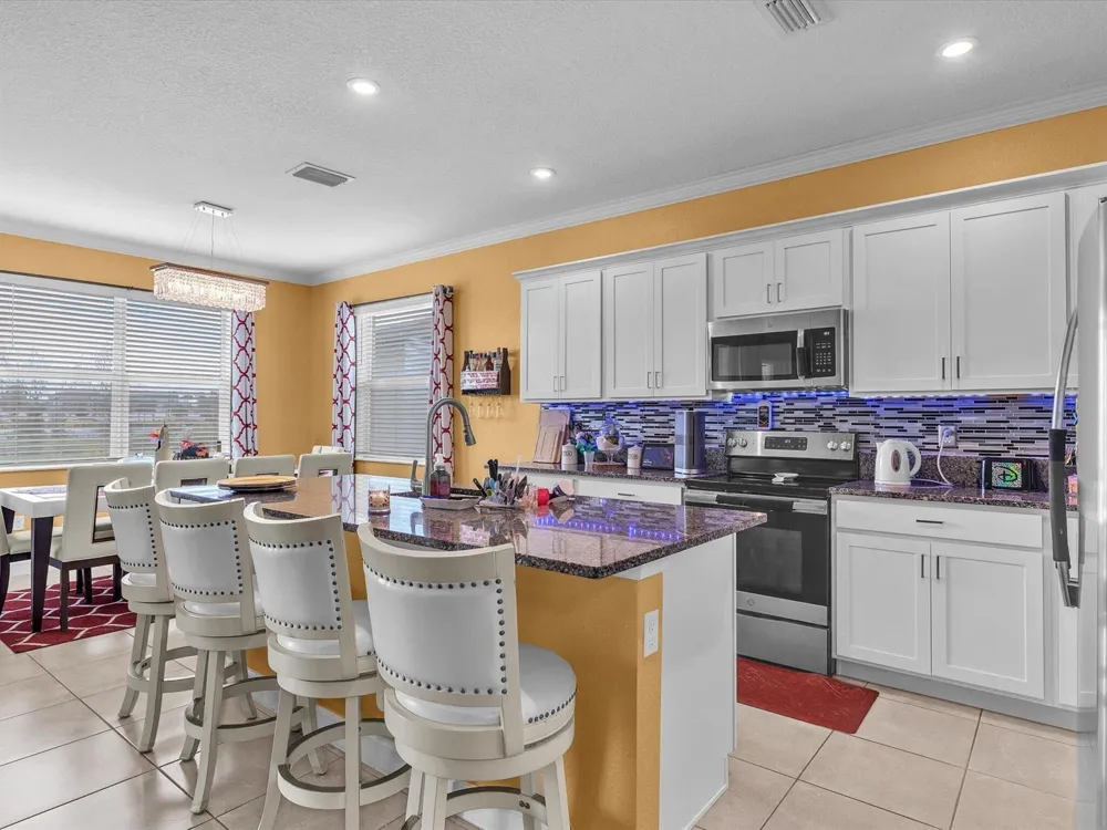 7190 NW Farnsworth Circle Port St. Lucie, FL 34987